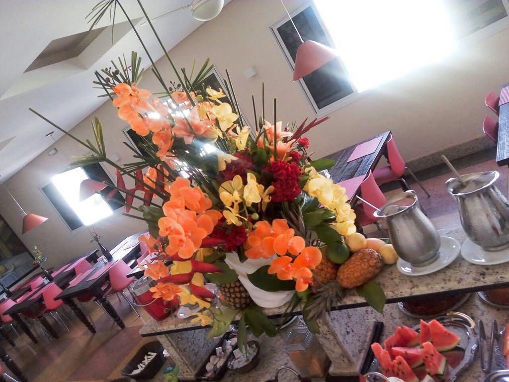 Colatina Plaza Hotel Bagian luar foto