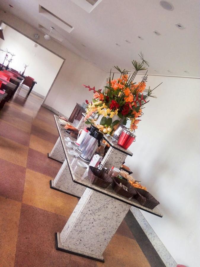 Colatina Plaza Hotel Bagian luar foto